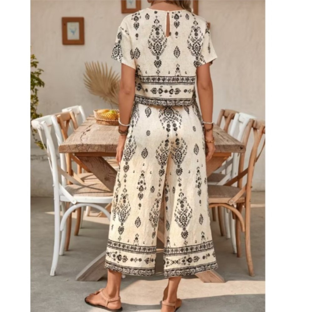 Traje de Mujer de Manga Corta  - New Ethnic Fashion reseña y precio